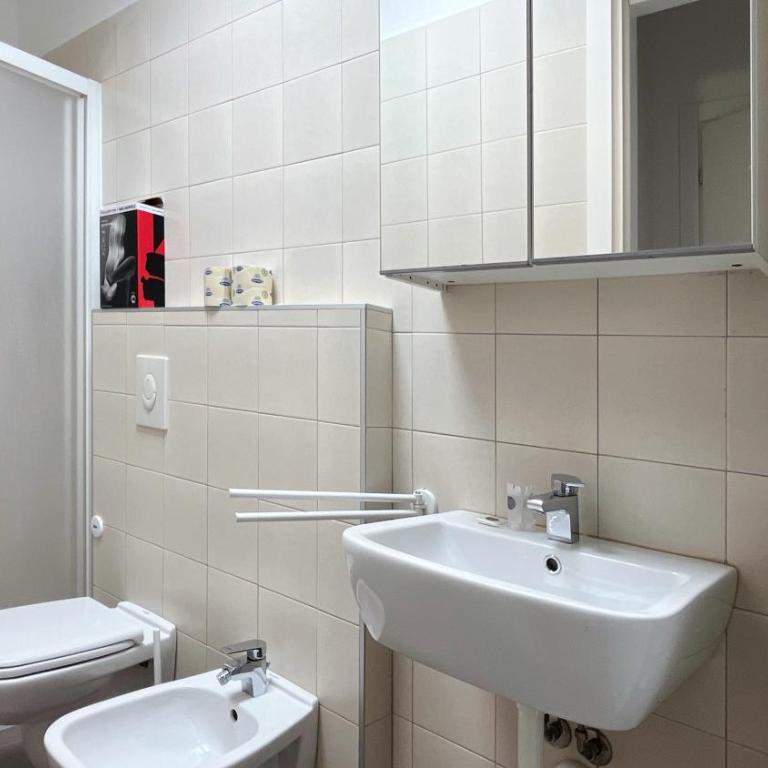 Guest House Lecco - Affitti Brevi Italia - Standard Einzelzimmer - 4
