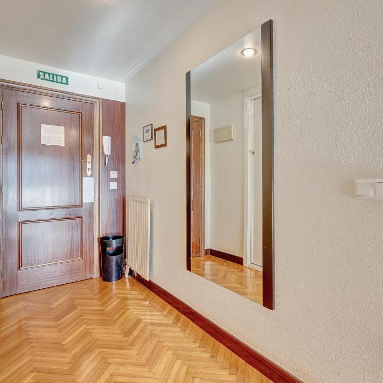 Mendebaldea Hospitales Premium - Apartment - 13
