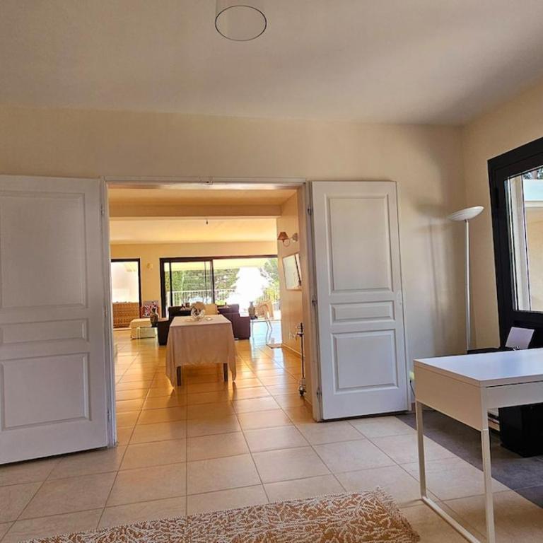Cassis Villa 2-8 persons 4 Bedrooms - Villa avec Piscine Privée - 54