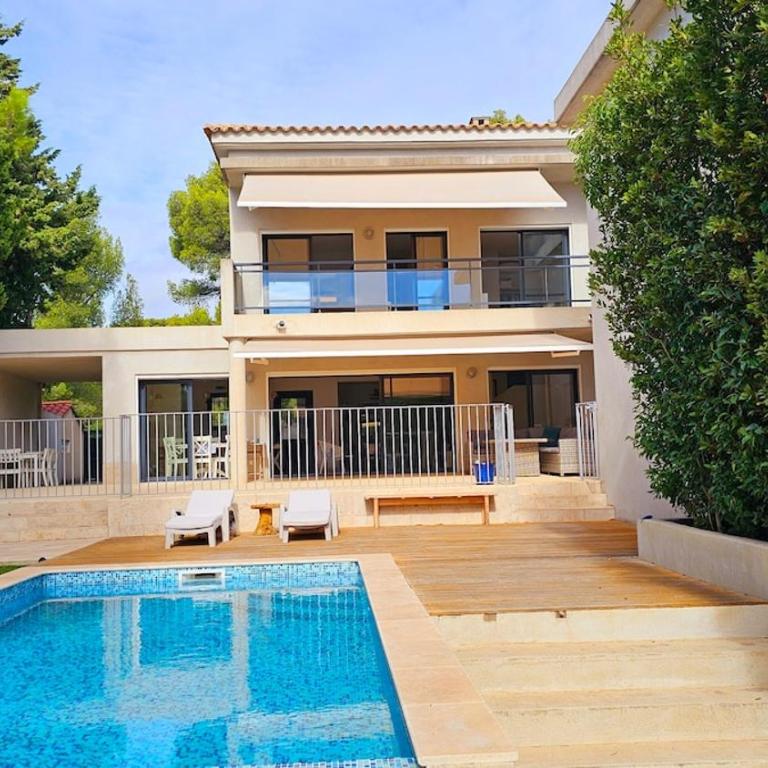 Cassis Villa 2-8 persons 4 Bedrooms - Villa avec Piscine Privée - 70