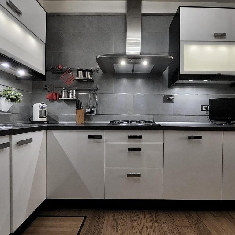 Roma Aurelia 1100 near Vaticano - Appartamento Standard con 2 Camere da Letto - 6