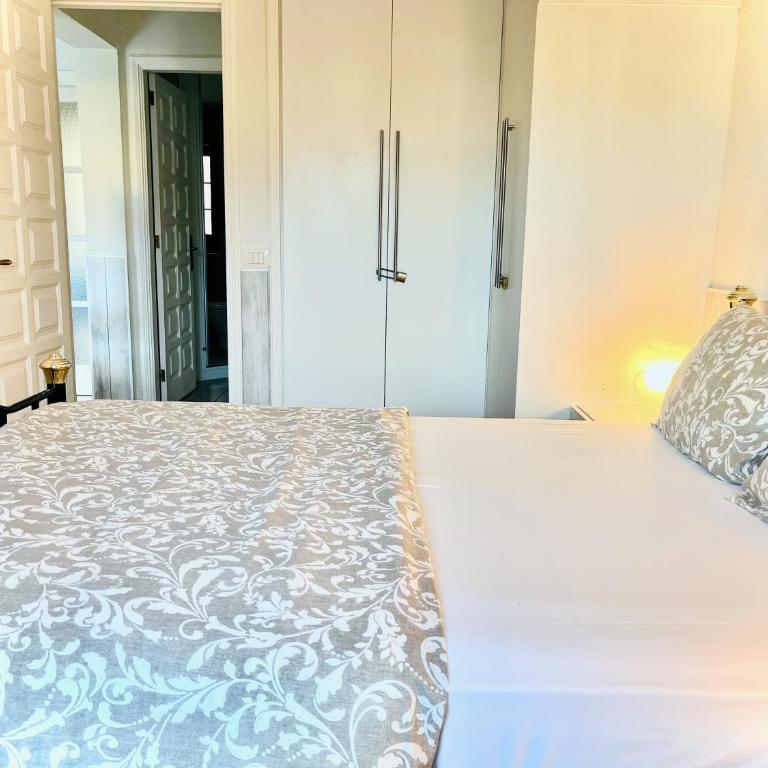 Cosy Flat near Golf Club - Heated Pool, Terrace, Garden, Wi-Fi - Apartamento de 1 dormitorio - 4