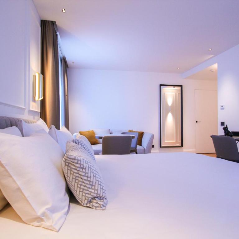 Ambassador Palace Hotel - Suite - 7