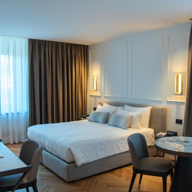 Ambassador Palace Hotel - Suite - 14