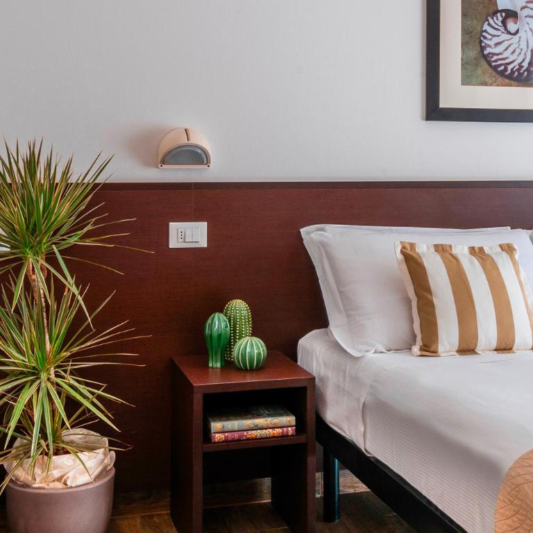 Hotel Carmen - Double or Twin Room - 7