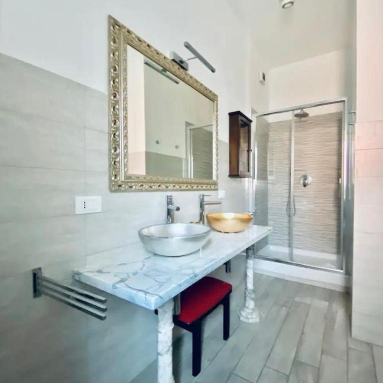 Vatican City Historic Center -Luxury Flat with Garden and Private Parking - Appartamento con 3 Camere da Letto - 20