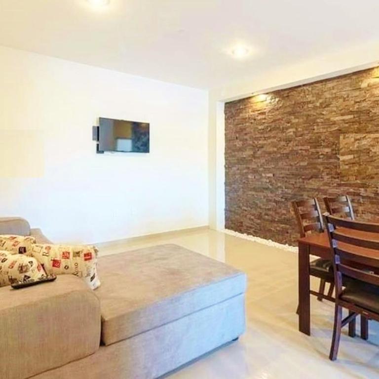 Departamento Flamingo del Lago - 1 Min Malecón - Three-Bedroom Apartment - 4