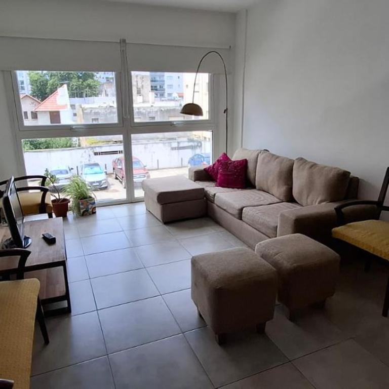 Departamento 3 Amb Zona Guemes - Apartamento de 2 dormitorios - 12