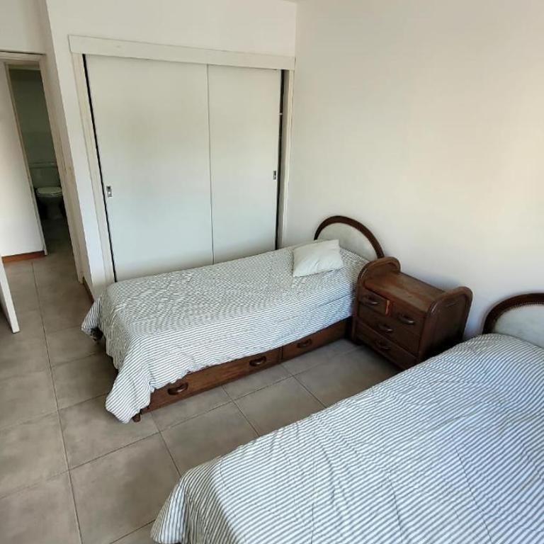Departamento 3 Amb Zona Guemes - Apartamento de 2 dormitorios - 18