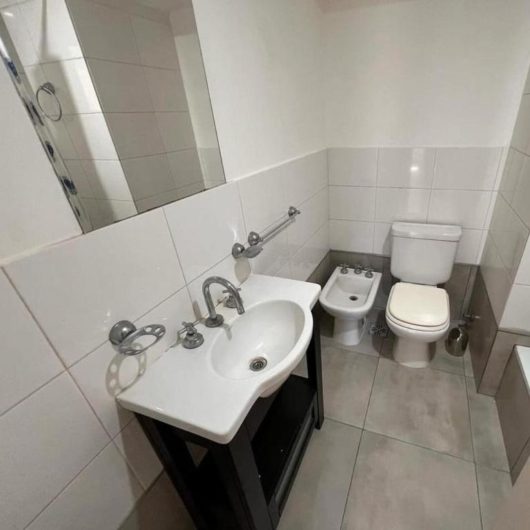 Departamento 3 Amb Zona Guemes - Apartamento de 2 dormitorios - 21