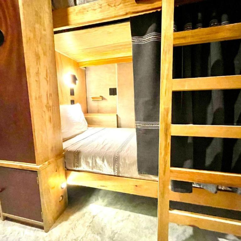 Nectar Hotel, Cafe, Cowork - Adults Only - Cama en habitación compartida de 6 camas - 4