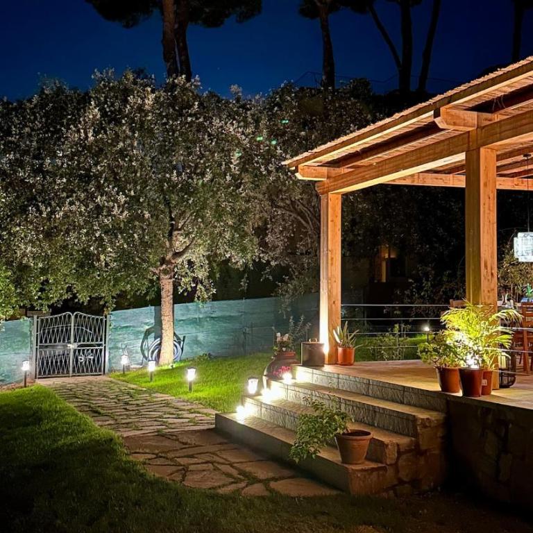 Casa Stibbert Garden Retreat - Two-Bedroom House - 37