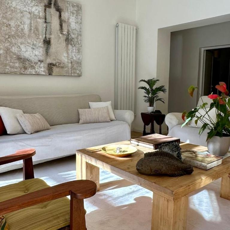 Casa Stibbert Garden Retreat - Two-Bedroom House - 39