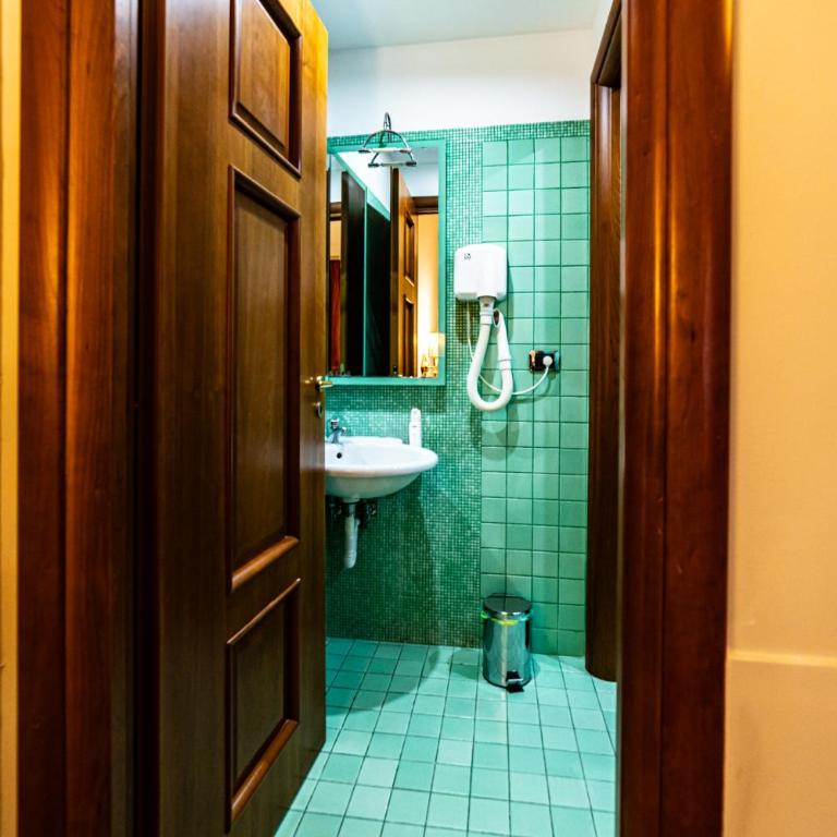 Malìa Home - Double Room with Balcony - 5