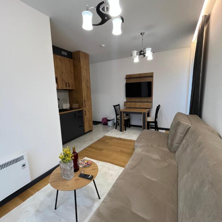 Winter House - Studio - 4