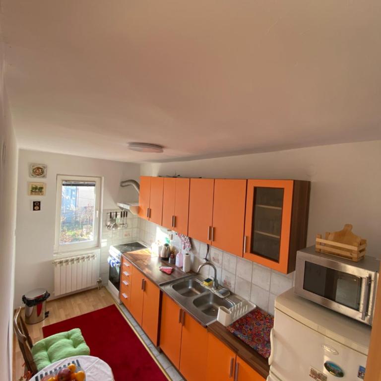 Cherry Hill Sarajevo - Apartman sa 2 Spavaće Sobe i Balkonom - 13