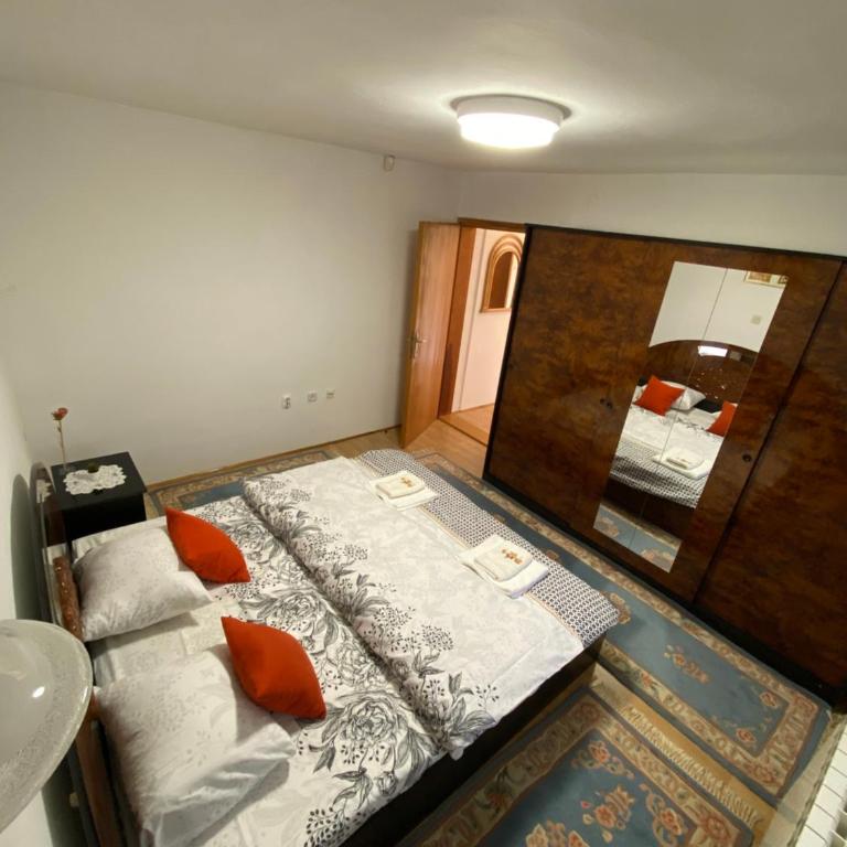 Cherry Hill Sarajevo - Apartman sa 2 Spavaće Sobe i Balkonom - 8