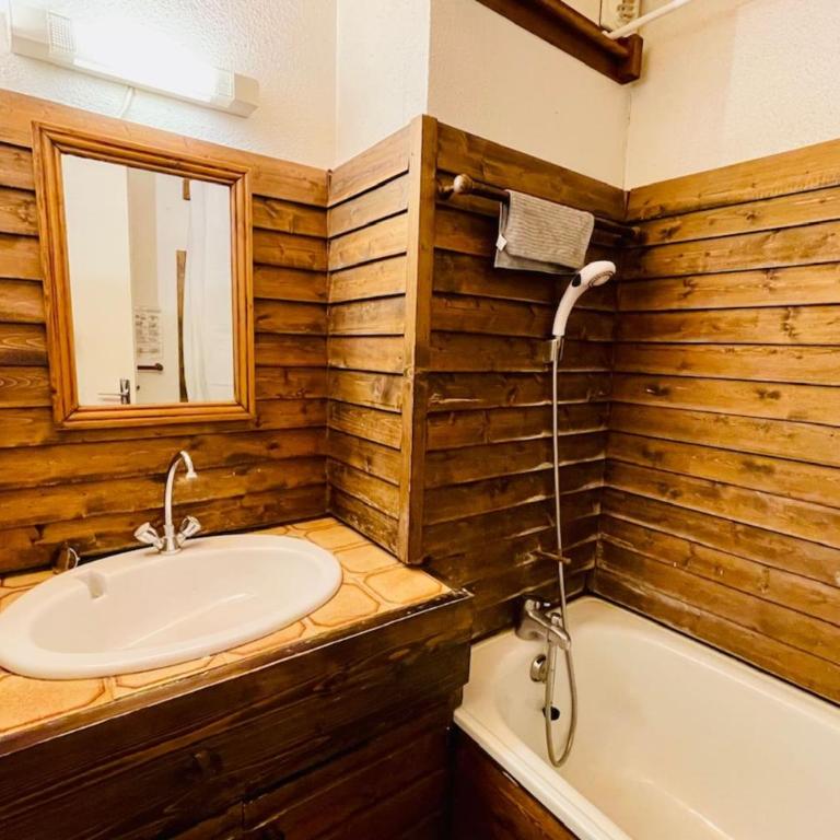 Charmant logement familial à La Salle-les-Alpes - Appartement - 11