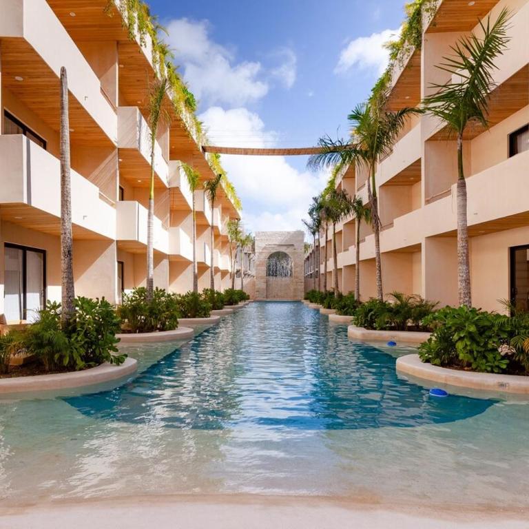 Cocay Lofts203 Unique Jungle Swim Up and Plunge Pool - One-Bedroom Apartment - 16