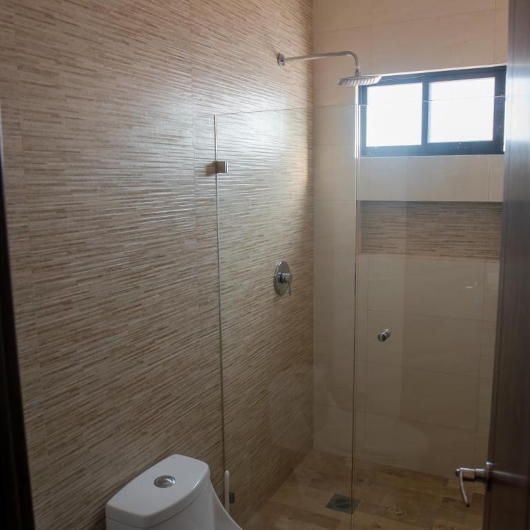 2br/2ba Condo 1 block to ocean! - Unit #5 - Two-Bedroom Apartment - 12