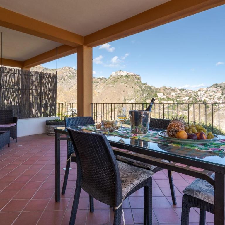 The Lemon Tree - One-Bedroom Apartment - 22