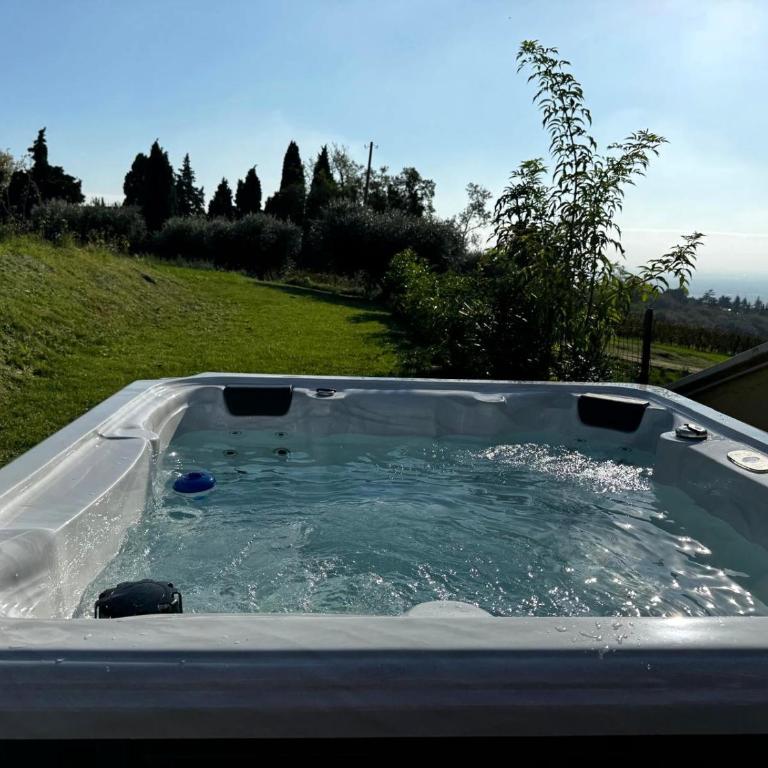 Agriturismo Corte Busòla jacuzzi riscaldata uso esclusivo ad un passo da Verona - Appartamento con 1 Camera da Letto - 1