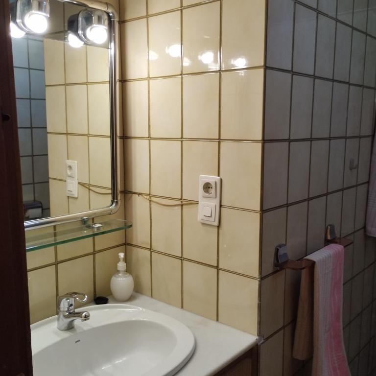 Balcón crucero - Two-Bedroom Apartment - 9