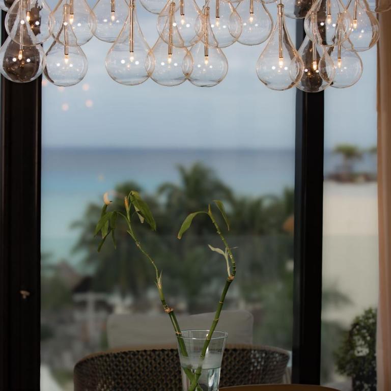 Oceanview PH | Private Rooftop & Jacuzzi - Three-Bedroom Apartment - 11