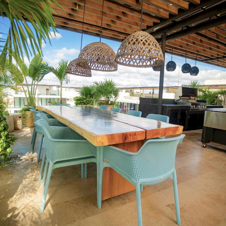 Oceanview PH | Private Rooftop & Jacuzzi - Three-Bedroom Apartment - 33