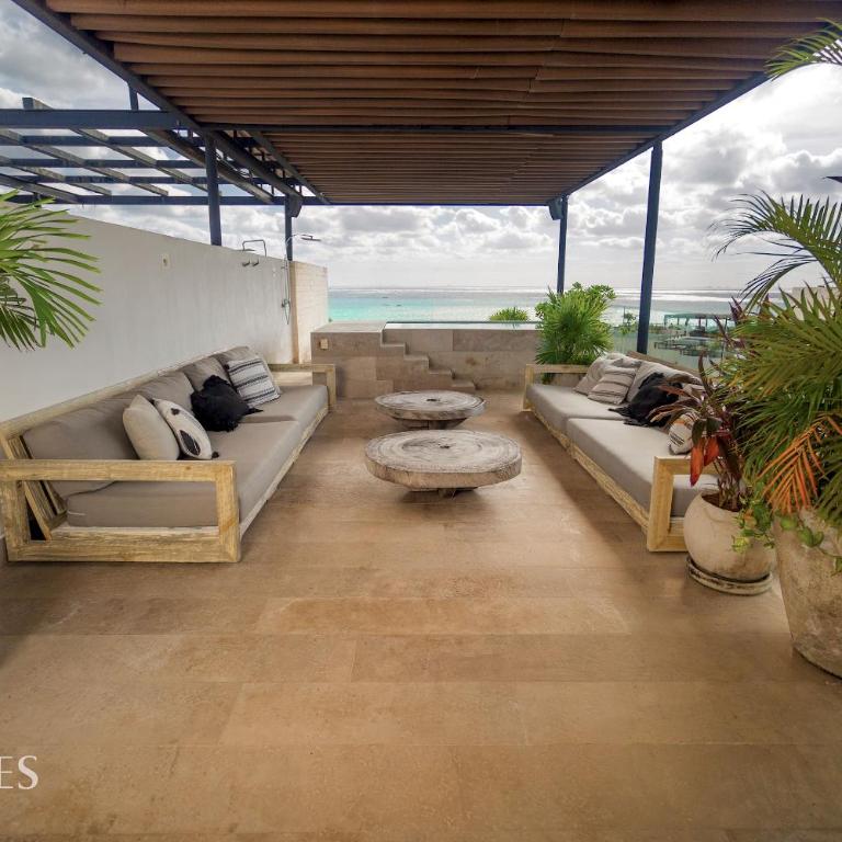 Oceanview PH | Private Rooftop & Jacuzzi - Three-Bedroom Apartment - 34