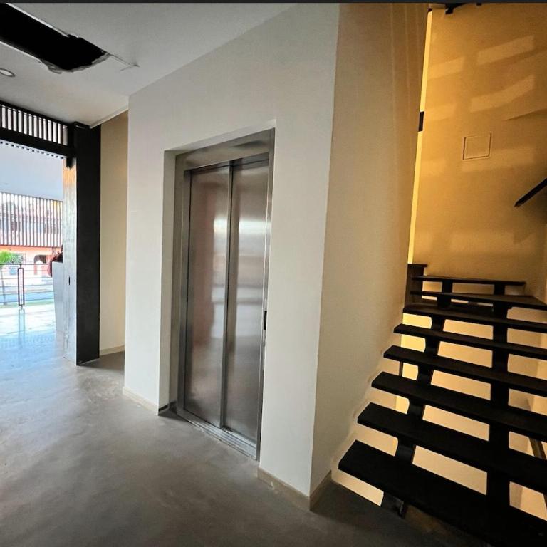 Stylish 2BR Condo near the 5th Avenue & the Beach - Apartamento de 2 dormitorios - 66