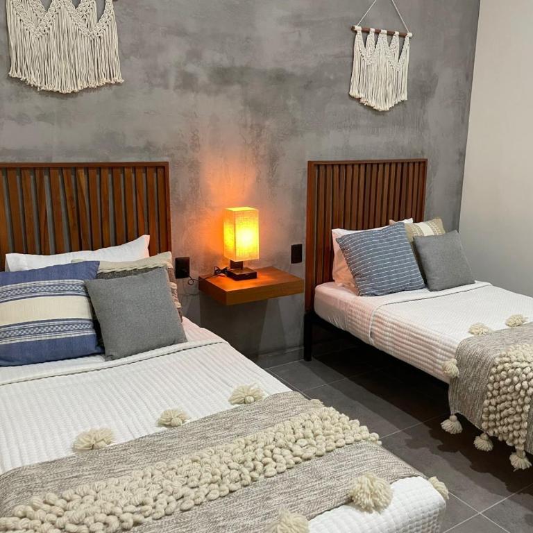 Stylish 2BR Condo near the 5th Avenue & the Beach - Apartamento de 2 dormitorios - 73