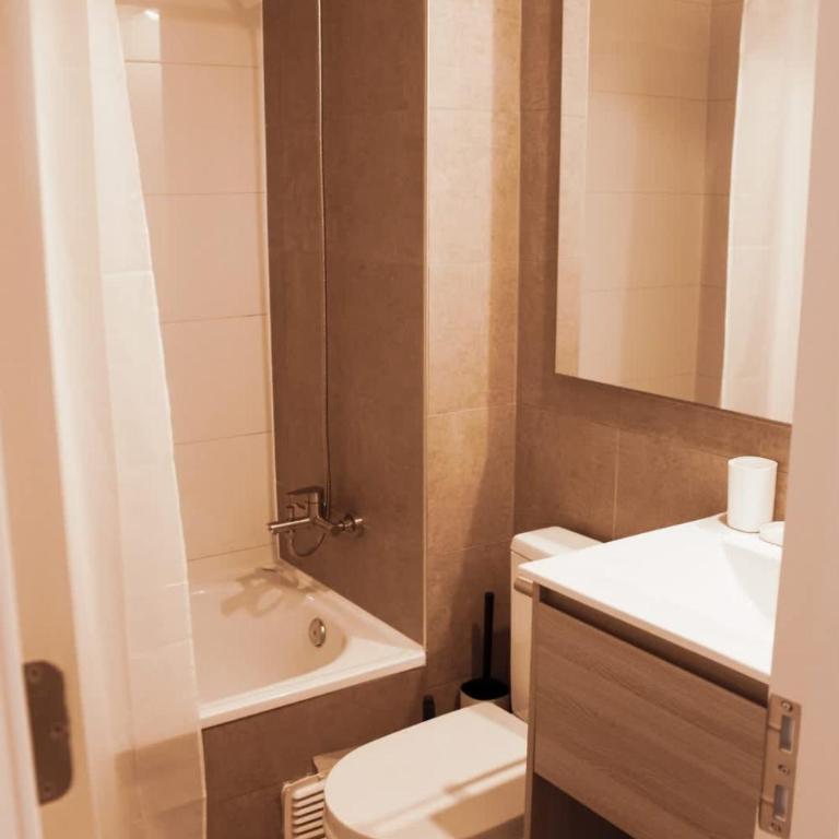 HOM I Amplio y Comodo Depto 2D2B Nunoa 3PAX - Apartamento - 30