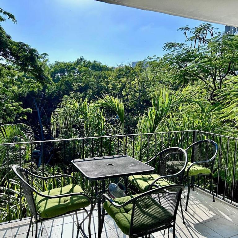 2 Bedroom Treetop Condo - Apartment - 1