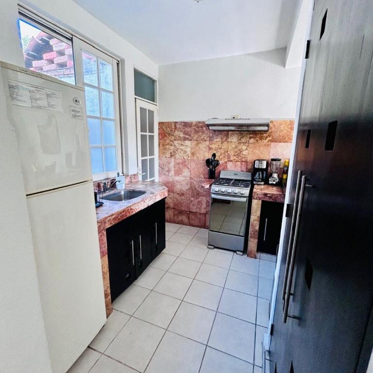 2 Bedroom Treetop Condo - Apartment - 9