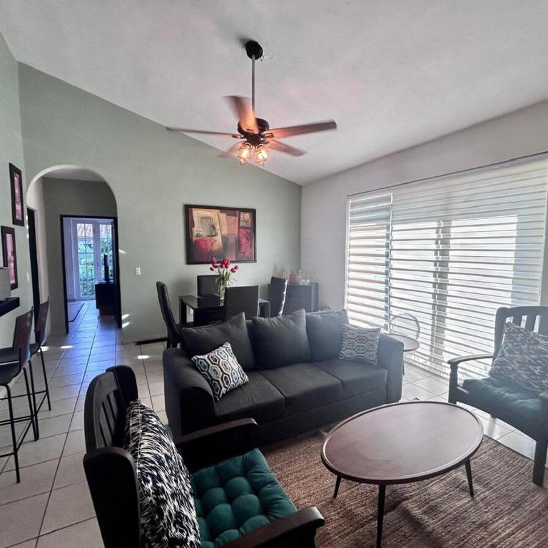 2 Bedroom Treetop Condo - Apartment - 20