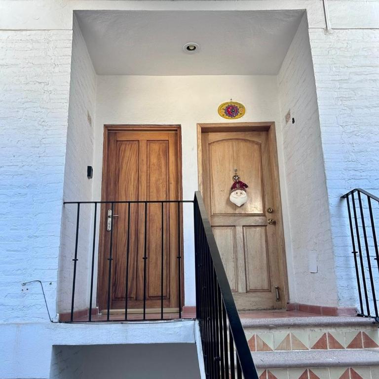 2 Bedroom Treetop Condo - Apartment - 32