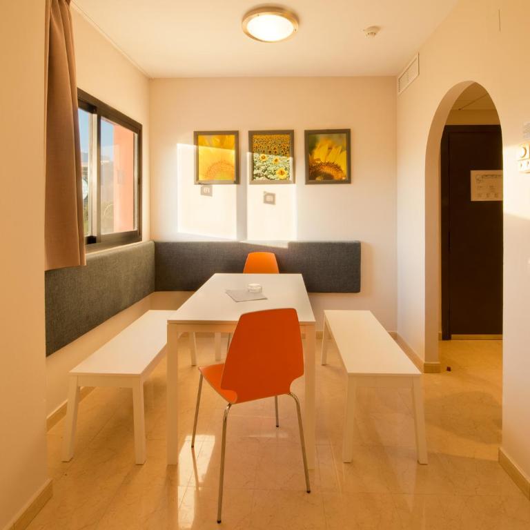 Fuengirola Beach Apartamentos Turísticos - Apartamento de 2 dormitorios (5-6 adultos) - 1
