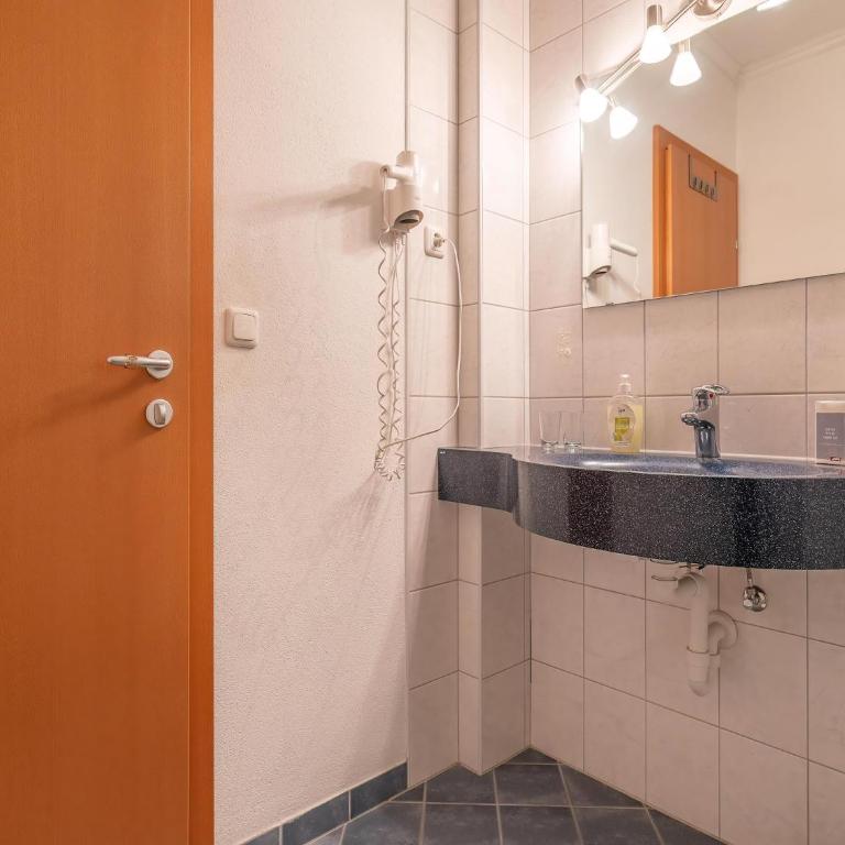 Apartment in Neustift near Ski Lift - Apartment - 11
