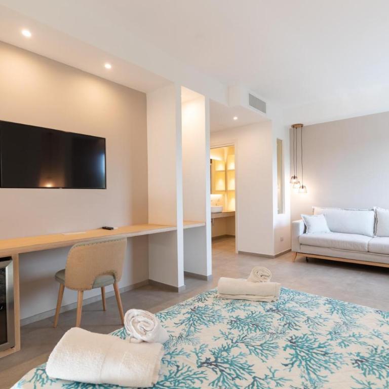 Antares Rooms and Suites - Junior Suite con Balcone e Vista Mare - 3