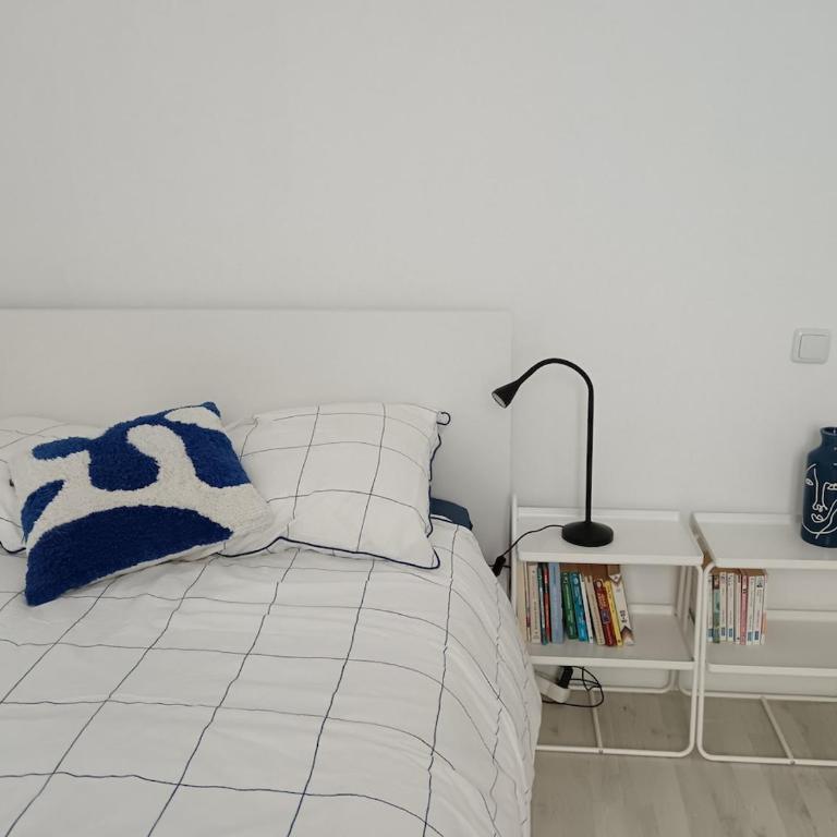 Mignon appartement , Nîmes center - One-Bedroom Apartment - 2