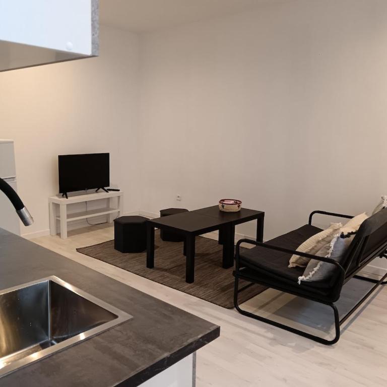 Mignon appartement , Nîmes center - One-Bedroom Apartment - 4