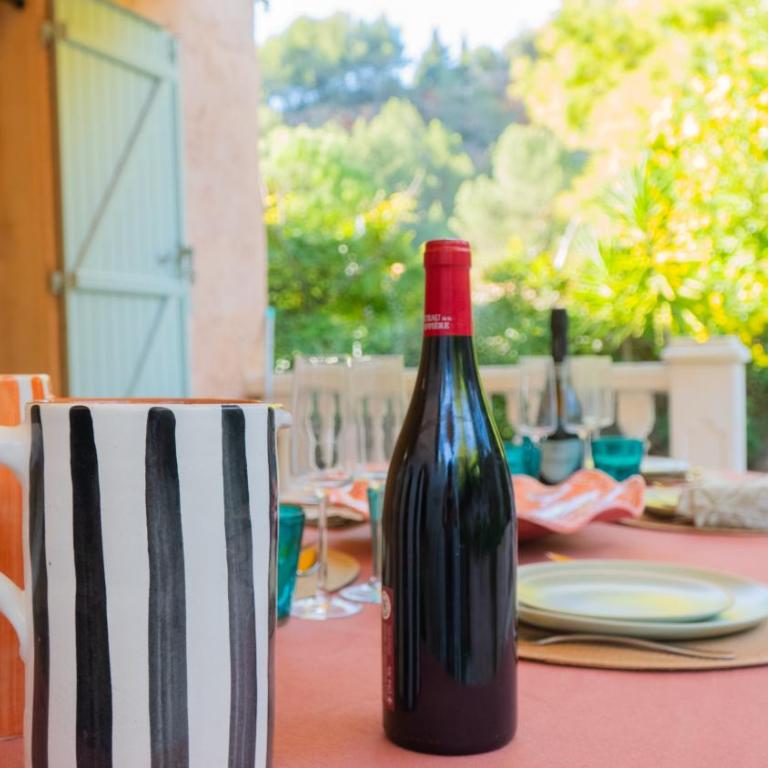 Belle villa provençale avec piscine privée - Villa avec Piscine Privée - 19