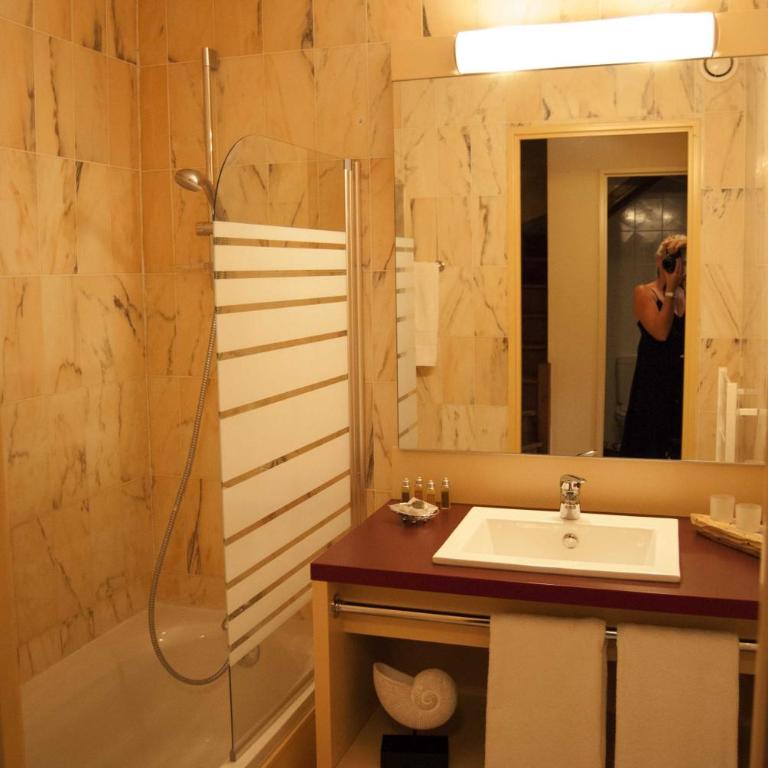 Lagrange Vacances Les Jardins de Neptune - Petite Maison en Duplex avec Climatisation (4-6 Adultes) - 2