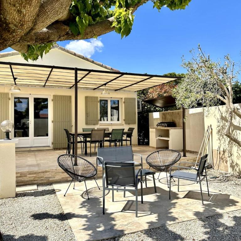 Maison l 3ch l Piscine l Clim l Isle-sur-la-Sorgue - Casa con 3 Camere da Letto - 1