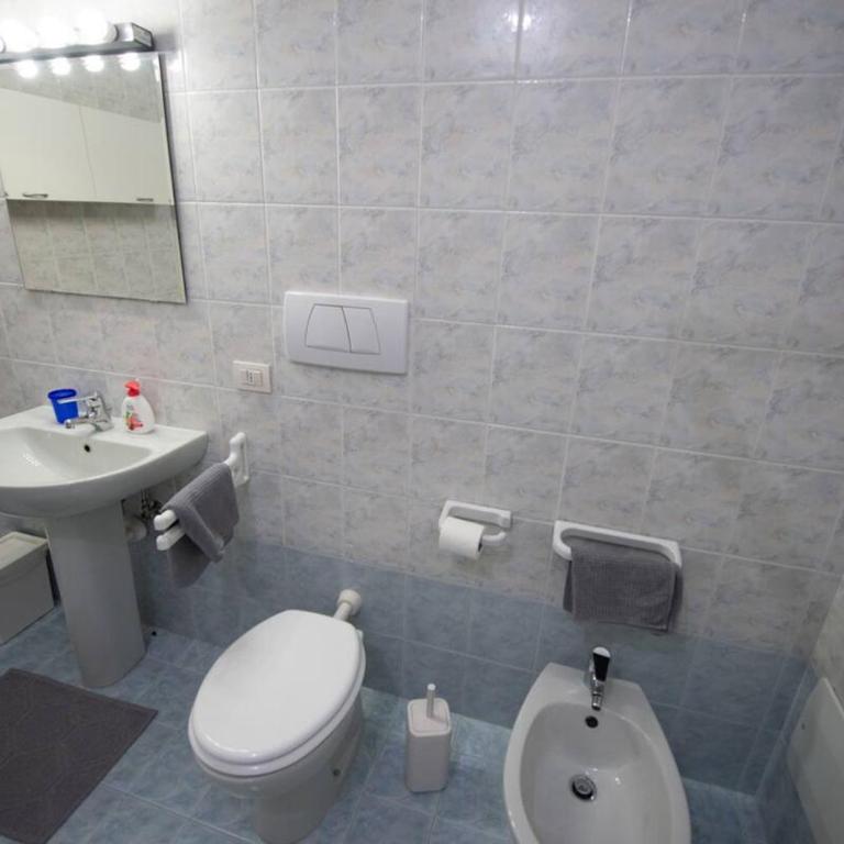 Stanza con bagno privato - Camera Matrimoniale con Bagno Privato - 4