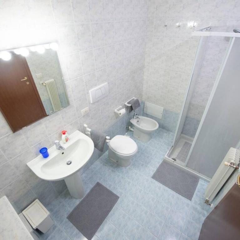 Stanza con bagno privato - Camera Matrimoniale con Bagno Privato - 5