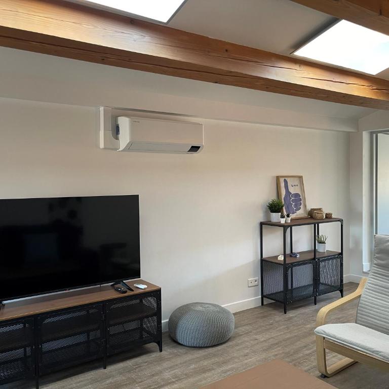 L'Olivier - Joli duplex au cœur du centre ville à 2 pas de la Rotonde Mirabeau et des allées Provençales - Maisonette-Apartment - 7