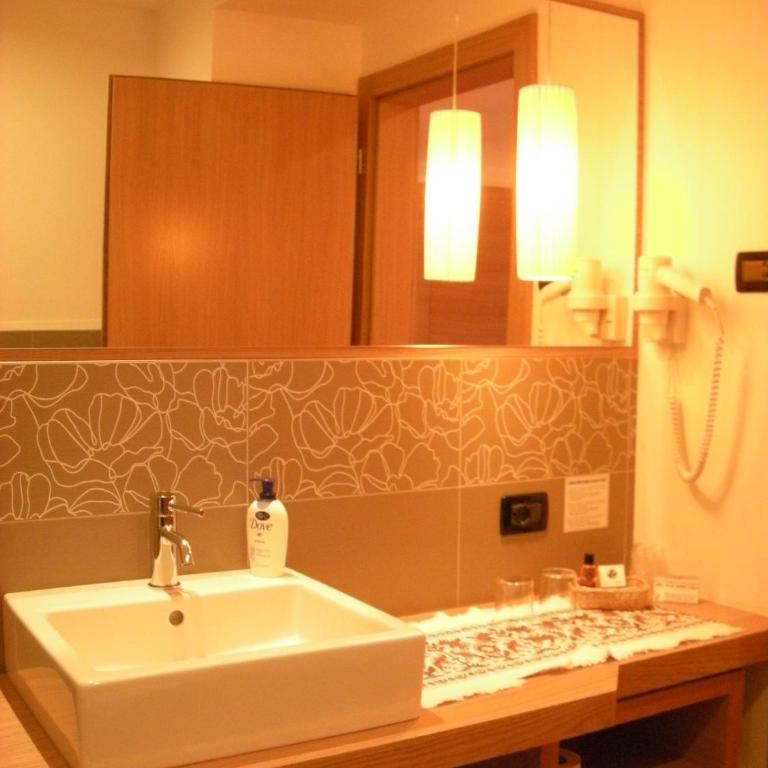 Cevedale Living Romance Hotel - Junior Suite - 5
