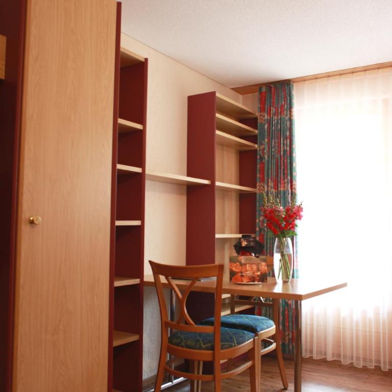 Eiger Guest House - Grindelwald - Studio mit Terrasse - 6